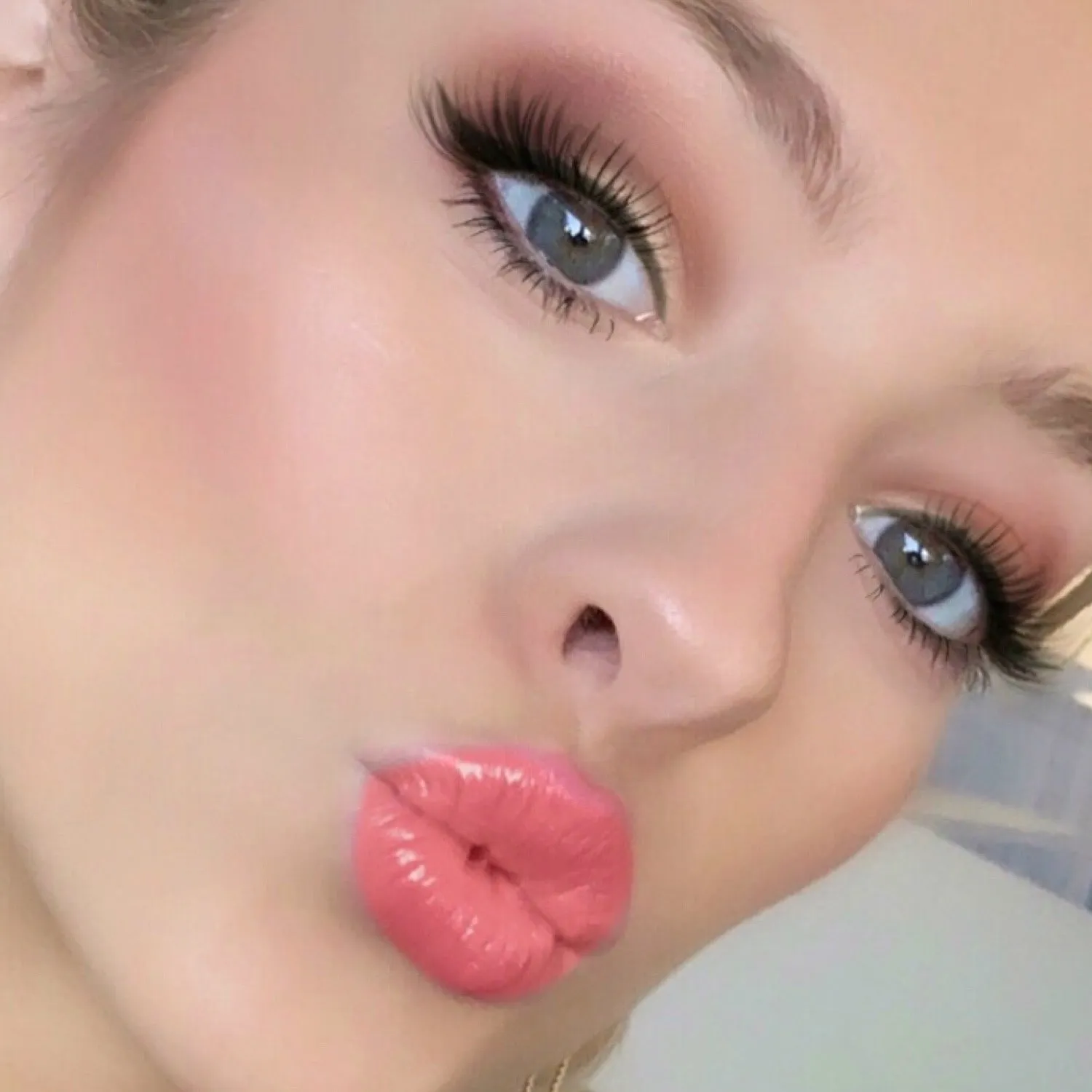 Be Beautiful Blush in “Lola”