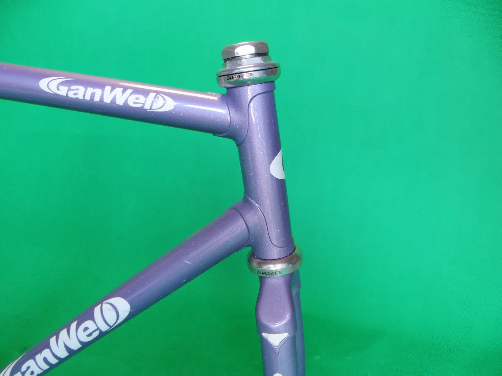 GANWELL PRO // silver light purple fade with rainbow flake // 53.5cm