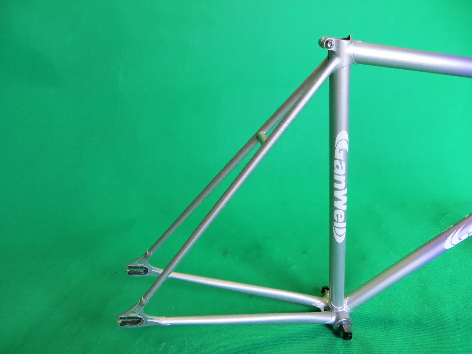 GANWELL PRO // silver light purple fade with rainbow flake // 53.5cm